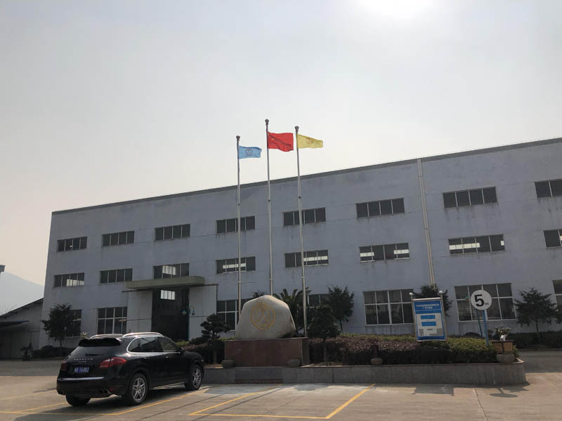 购买游戏私服运营获利181万14人获刑！这种“技术饭”吃不得